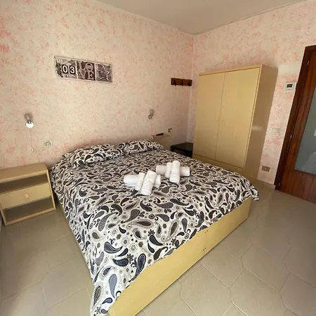 Don Pasquale House Scontrone