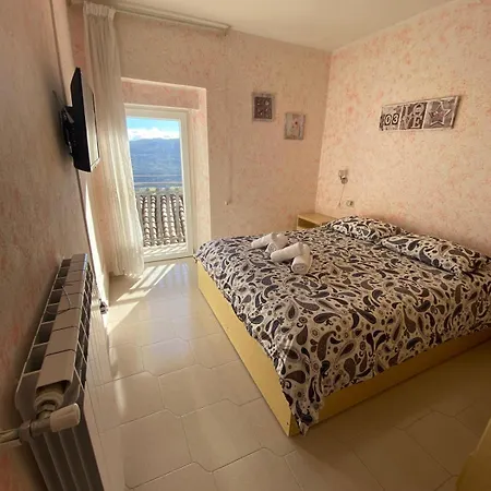 Don Pasquale House *