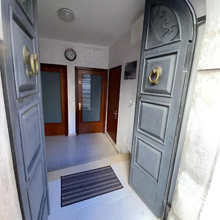 Don Pasquale House Semesterbostad *