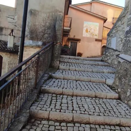 Don Pasquale House * Scontrone