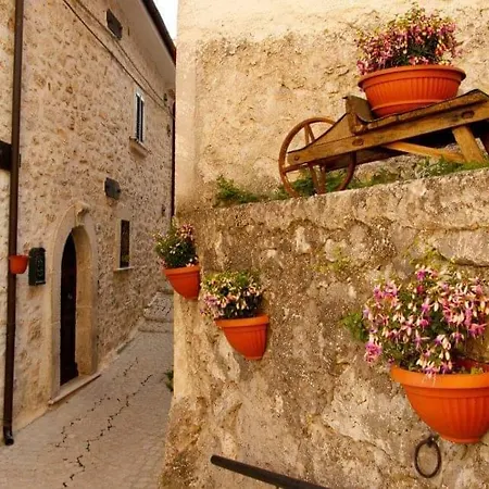 Don Pasquale House * Scontrone