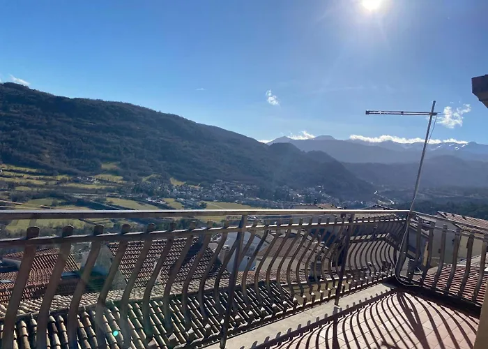 Don Pasquale House *